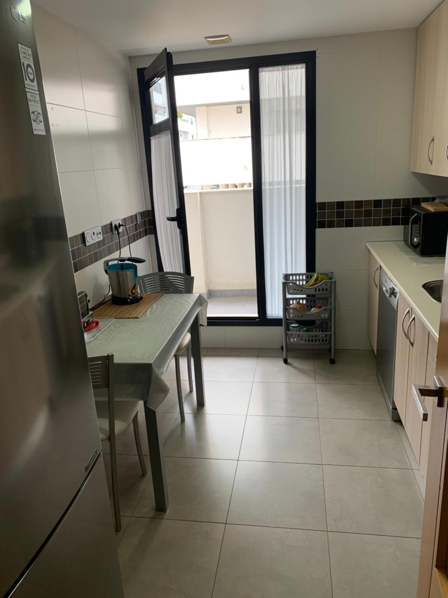 Habitacion Privada En Urbanizacion Con Piscina Y Pista De Padel 엘푸에르토데산타마리아 외부 사진