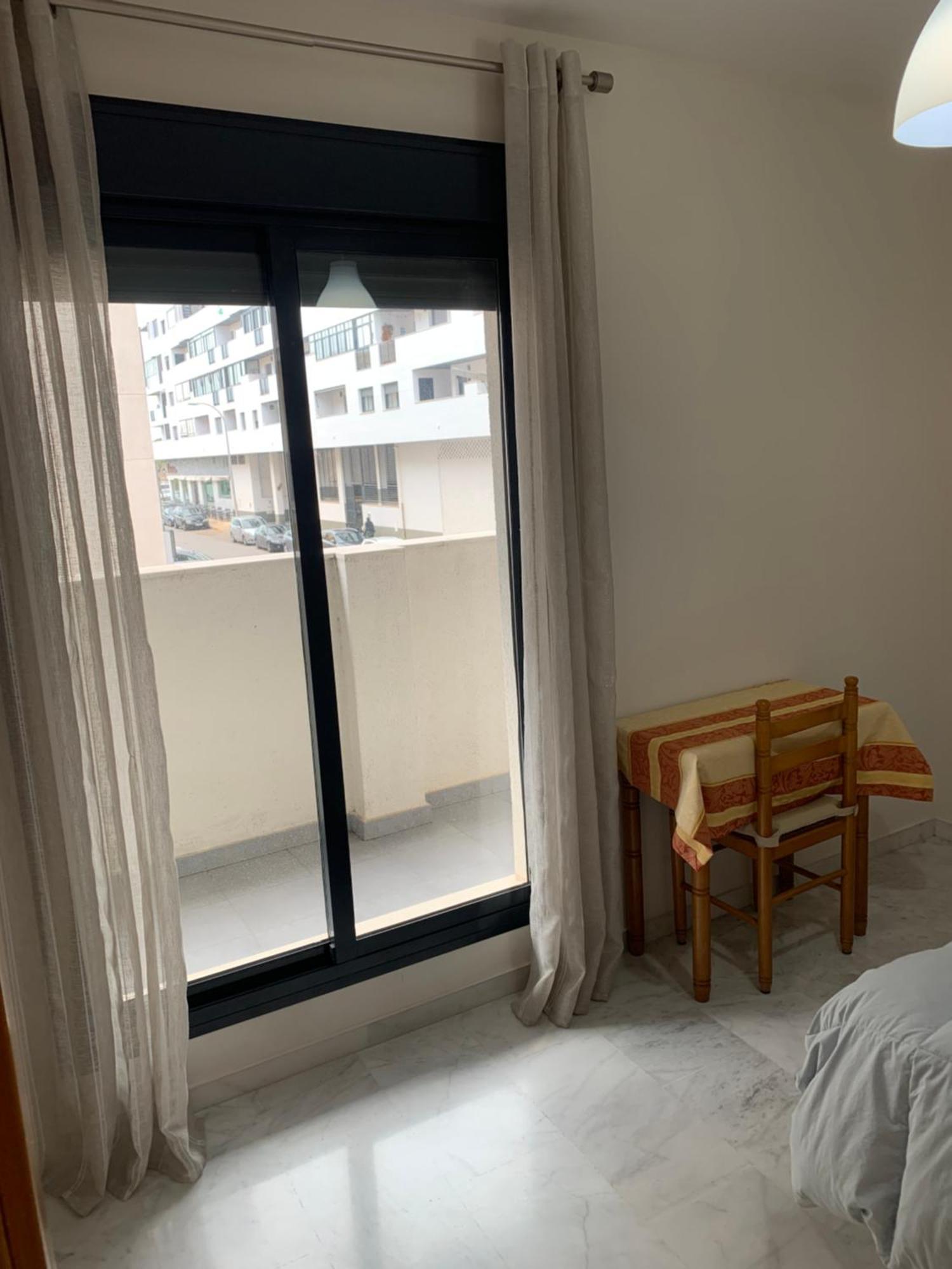 Habitacion Privada En Urbanizacion Con Piscina Y Pista De Padel 엘푸에르토데산타마리아 외부 사진